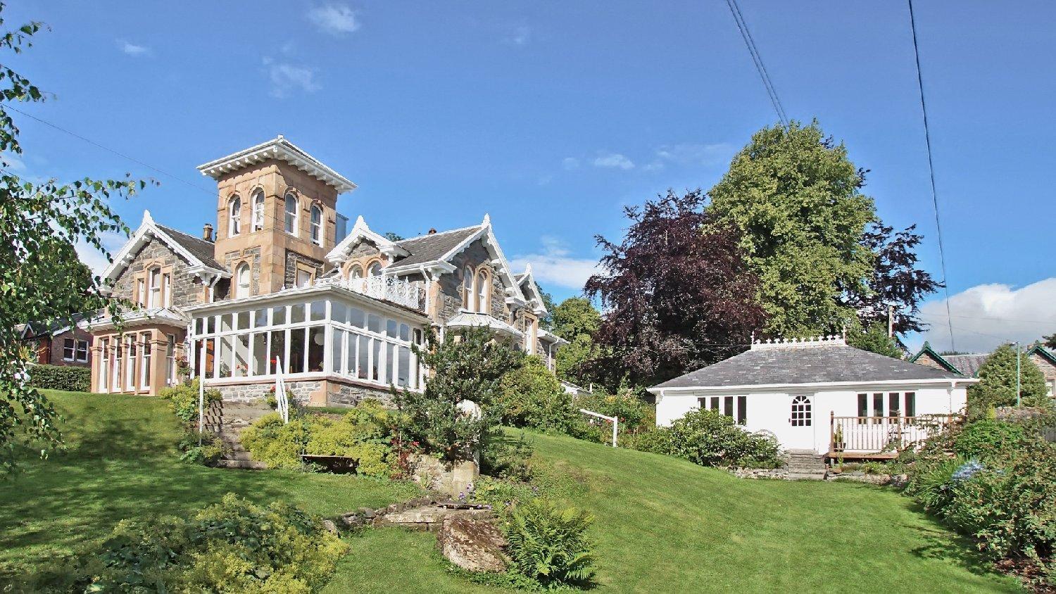 Holly Lodge Strathpeffer Exterior foto