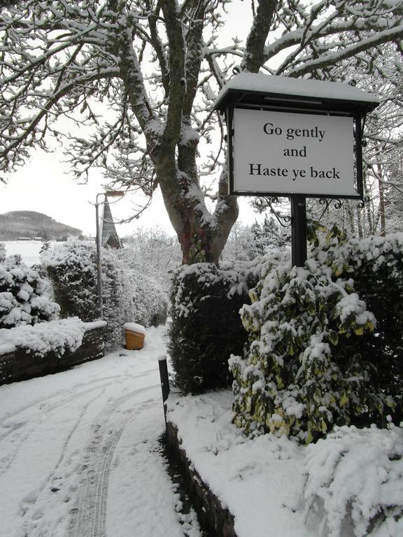 Holly Lodge Strathpeffer Exterior foto
